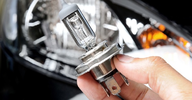 10 Tips How to Maintain Your Truck Lights 2