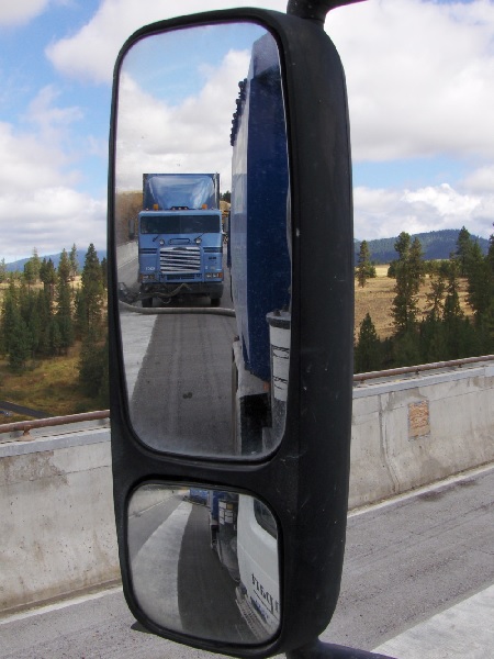 7 Ways How Truck Mirrors Increase Safety 4