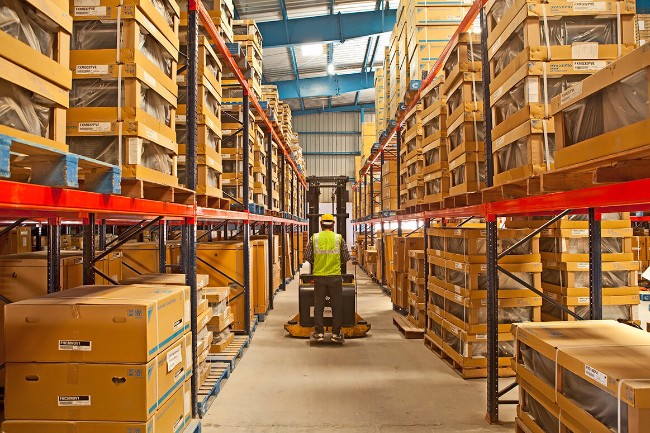 15 Tips to Find and Choose A Top Warehousing Company