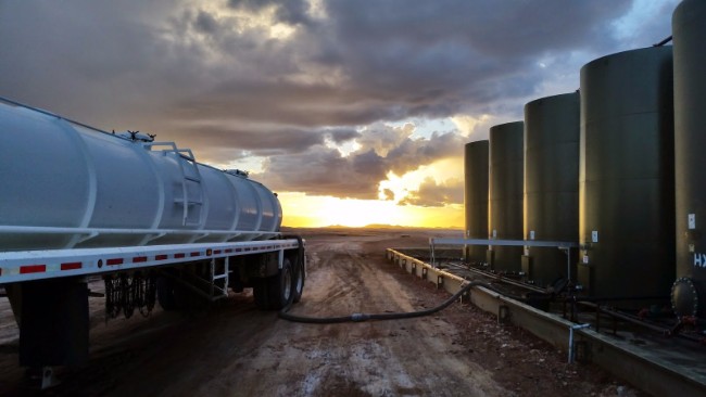 Oil Field Trucking – The Most DANGEROUS Job in the Trucking Industry